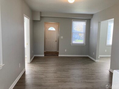Front door & foyer