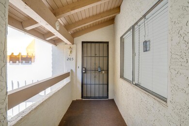 8847N8th-8