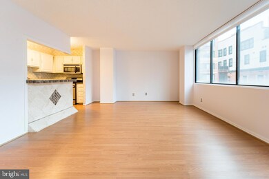 Park Princess/Logan Park unit 515, Washington, DC 20005 - photo 7