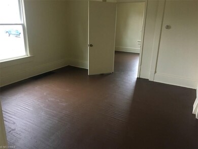 905 High Ave NW unit 2, Canton, OH 44703 - photo 4