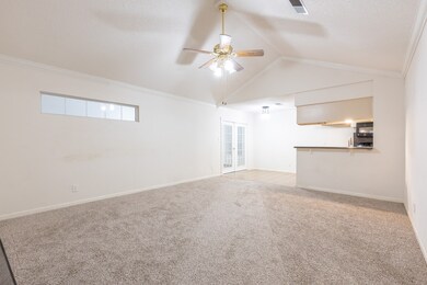 1723 Sherwood Cir, Alvin, TX 77511 - photo 5