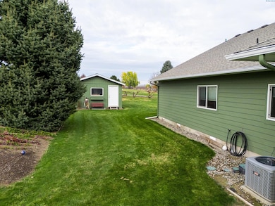 7611 van Belle Rd, Sunnyside, WA 98944 - photo 3