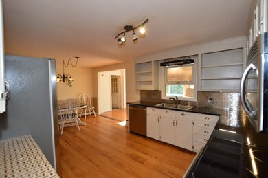 730 Eley Ln, Pembroke, NH 03275 - photo 6