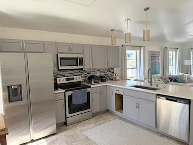 13272 Helm St, Largo, FL 33774 - photo 4