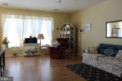 145 W Foxchase Ln unit 71, Glen Mills, PA 19342 - photo 4