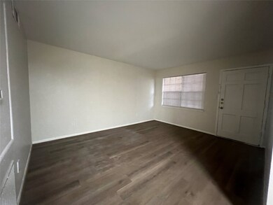 2400 5th St unit 24, Bay City, TX 77414 - photo 2