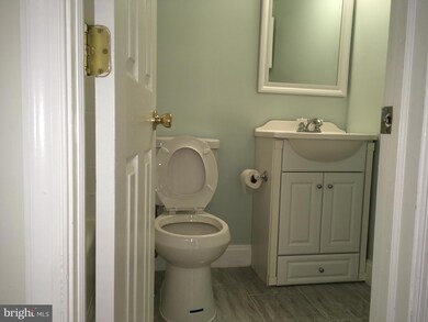 6147 Leesburg Pike unit 108, Falls Church, VA 22041 - photo 3