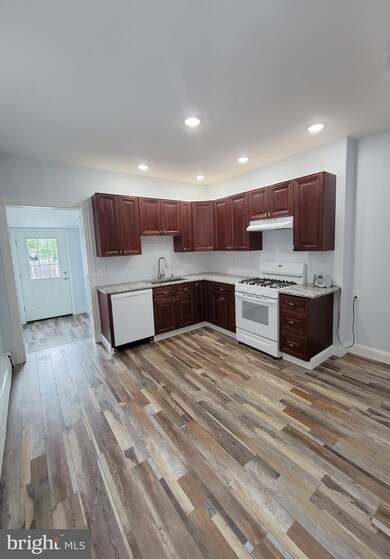 505 Kossuth St, Riverside, NJ 08075 - photo 5