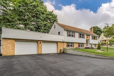 56 Woodbury St, Arlington, MA 02476 - photo 4