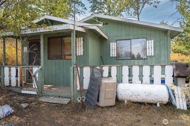 653B Ellemeham Mountain Rd, Oroville, WA 98844 - photo 4