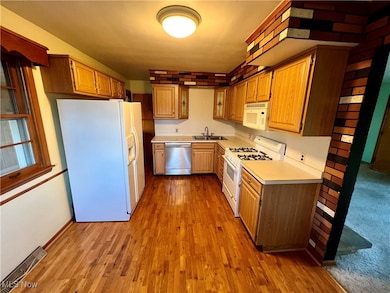 3895 Avalon Ct, Youngstown, OH 44515 - photo 7