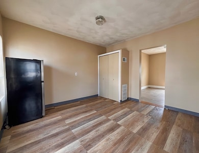 25 Oakland Ave unit 3R, Everett, MA 02149 - photo 4