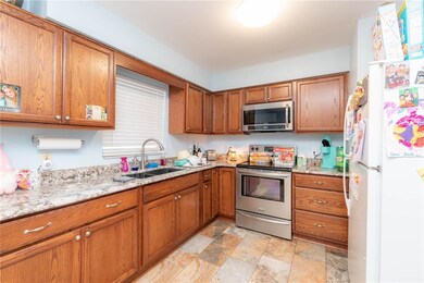 5449 Genevieve Cir, Zephyrhills, FL 33542 - photo 5