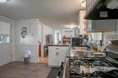 28-30 Groton St, Pepperell, MA 01463 - photo 7