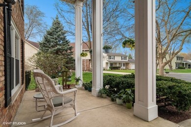 1125 Huntleigh Dr, Naperville, IL 60540 - photo 2