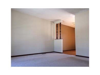 Living Room-L1.