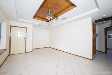 315 Regency Ln unit 9, Weslaco, TX 78596 - photo 5