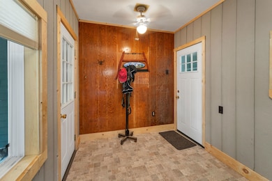 23 Oakes St, North Woodstock, NH 03262 - photo 3