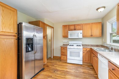 8439 Aldrich Ave S, Bloomington, MN 55420 - photo 6