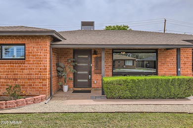 5605 N 19th St - Web Quality - 003 - 04