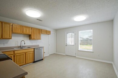 4605 Bayou Des Familles Dr, Marrero, LA 70072 - photo 5