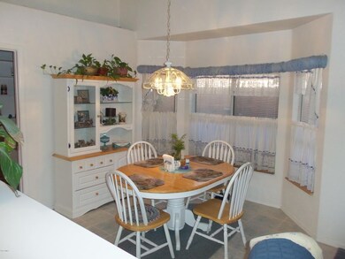 Eat in Kitchen 2