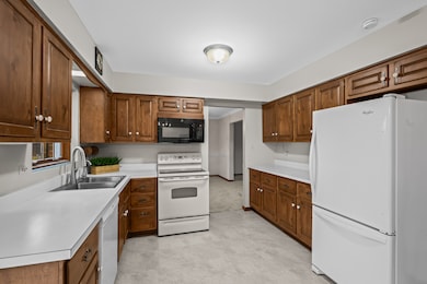 1323 S Kaspar Ave, Arlington Heights, IL 60005 - photo 7