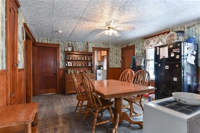 1262 Mendon Rd Woonsocket - 2nd floor