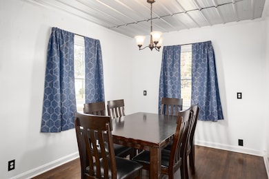 1510 E 29th St, Sheffield, AL 35660 - photo 6