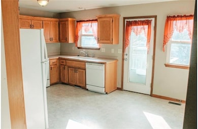 1708 Prairie Cir, Cameron, MO 64429 - photo 5