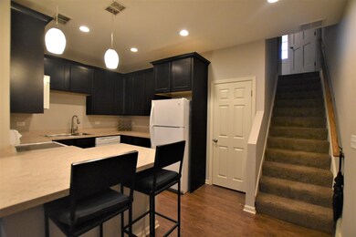 616 Windham Ln, Naperville, IL 60563 - photo 5