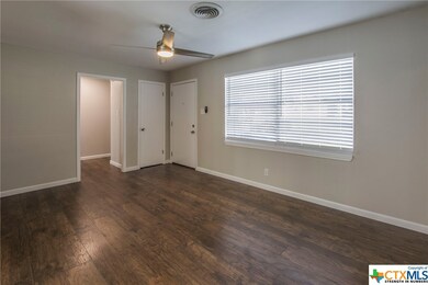 1204 Jefferies Ave, Killeen, TX 76543 - photo 4
