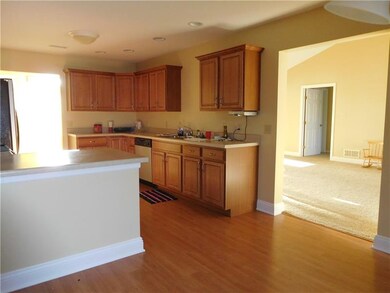Easy access flow to the kitchen,eating area,living