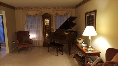 127 Spy Glass Hill Rd, Bath, PA 18014 - photo 4