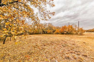 5 AC Bishop Dr, Weatherford, TX 76088 - photo 4