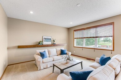 4675 Empress Way N, Hugo, MN 55038 - photo 4