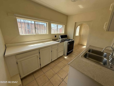 5709 E 26th St, Tucson, AZ 85711 - photo 6