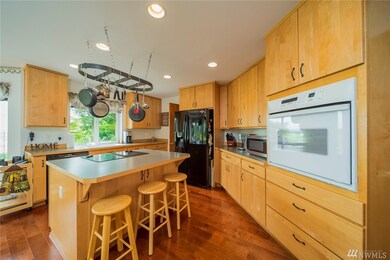 1014 Silver Springs Way, Stanwood, WA 98292 - photo 5