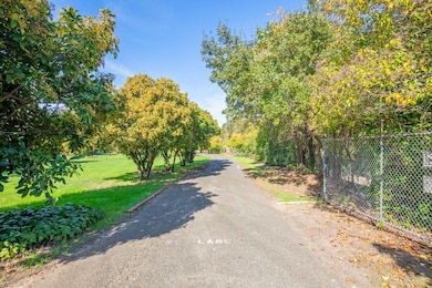 2281 Sierra Blvd, Sacramento, CA 95825 - photo 3