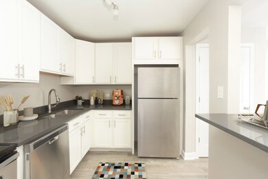 4400 W Lake Ave unit 108B, Glenview, IL 60026 - photo 5