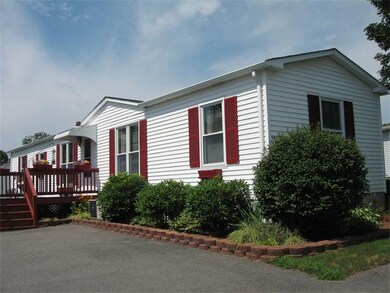 144 Hilltop Terrace unit 144, Taunton, MA 02780 - photo 2
