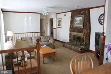 5142 Fairview Ln, Broad Run, VA 20137 - photo 5