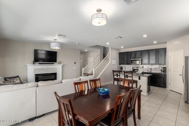 6 spacious layout
