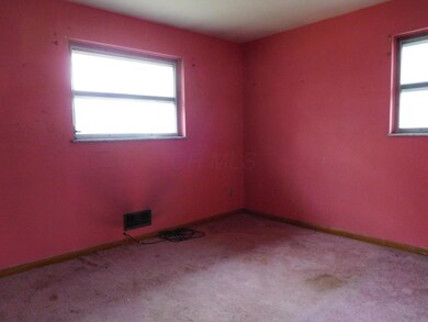 4198 Chandler Dr, Columbus, OH 43213 - photo 6