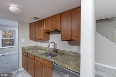 9174 Lambskin Ln, Columbia, MD 21045 - photo 7