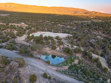 12531 E High Lonsome Dr, Lapoint, UT 84039 - photo 3