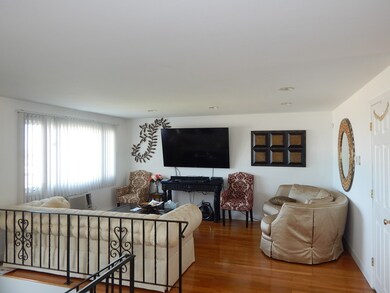 507 Quincy Shore Dr unit 507, Quincy, MA 02171 - photo 5