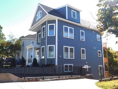 121 Cummins Hwy unit 2, Boston, MA 02131 - photo 2