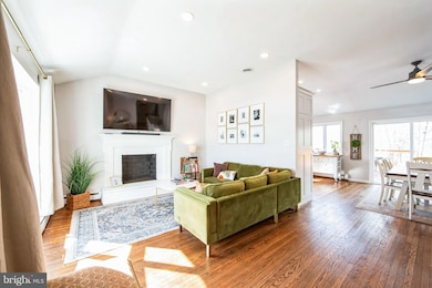 134 Laurel Ln, Broomall, PA 19008 - photo 5