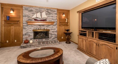 Living Room (2)